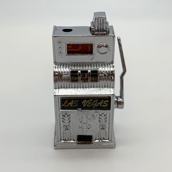 Vintage Las Vegas Nevada Travel Memorabilia Collectible Figurine - Picture 1 of 8